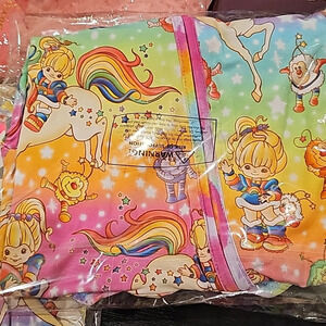 Rainbow bright bamboo zippy